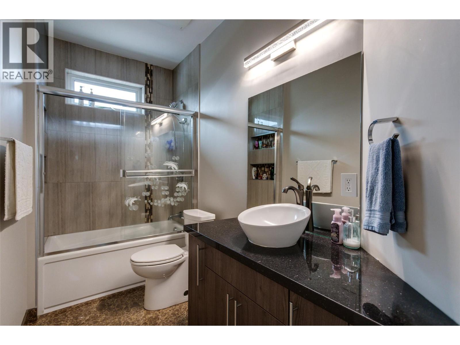 3666 Benvoulin Road, Kelowna, British Columbia  V1W 4M7 - Photo 40 - 10397438