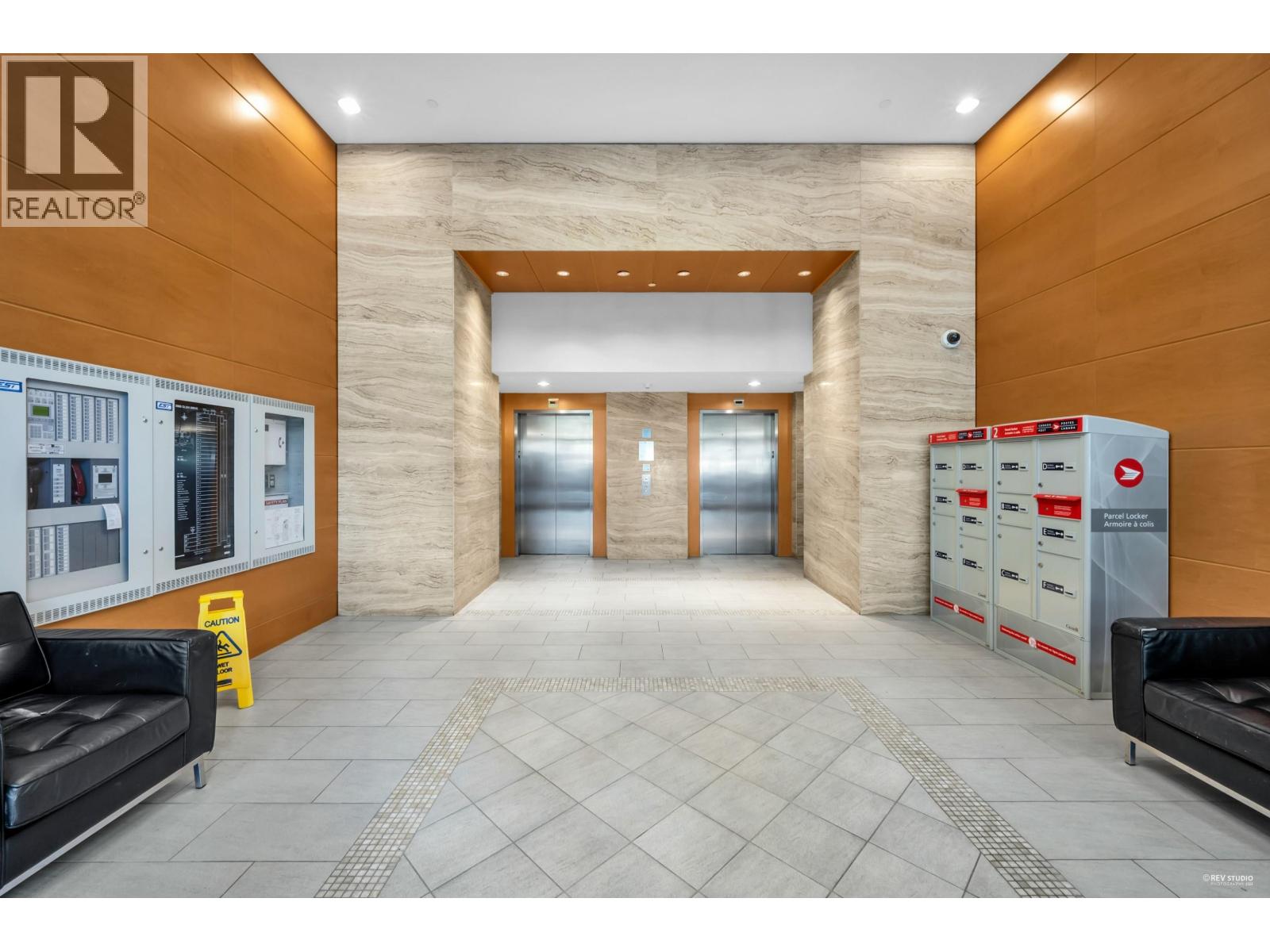 605 2968 Glen Drive, Coquitlam, British Columbia  V3B 0C4 - Photo 32 - R3129725