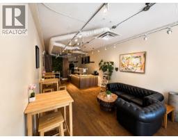 3341 W BROADWAY, Vancouver, British Columbia