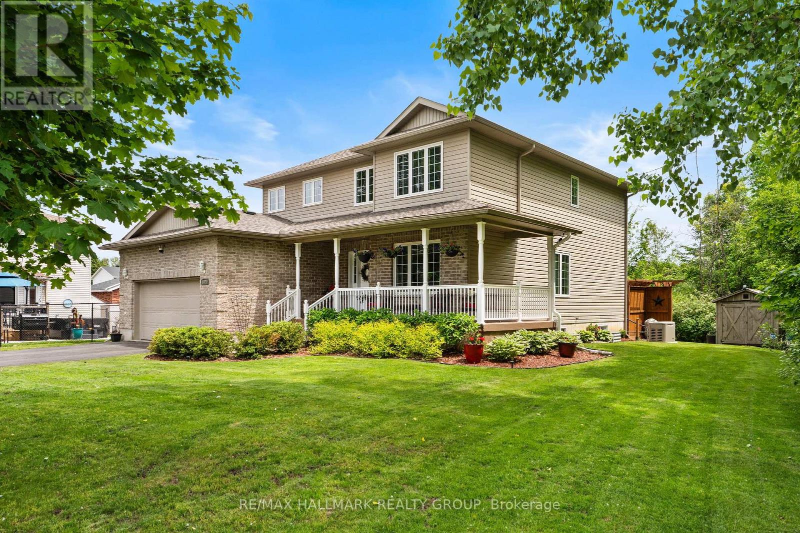 1021 Kingswood Street, Brockville, Ontario  K6V 7G1 - Photo 2 - X13674126