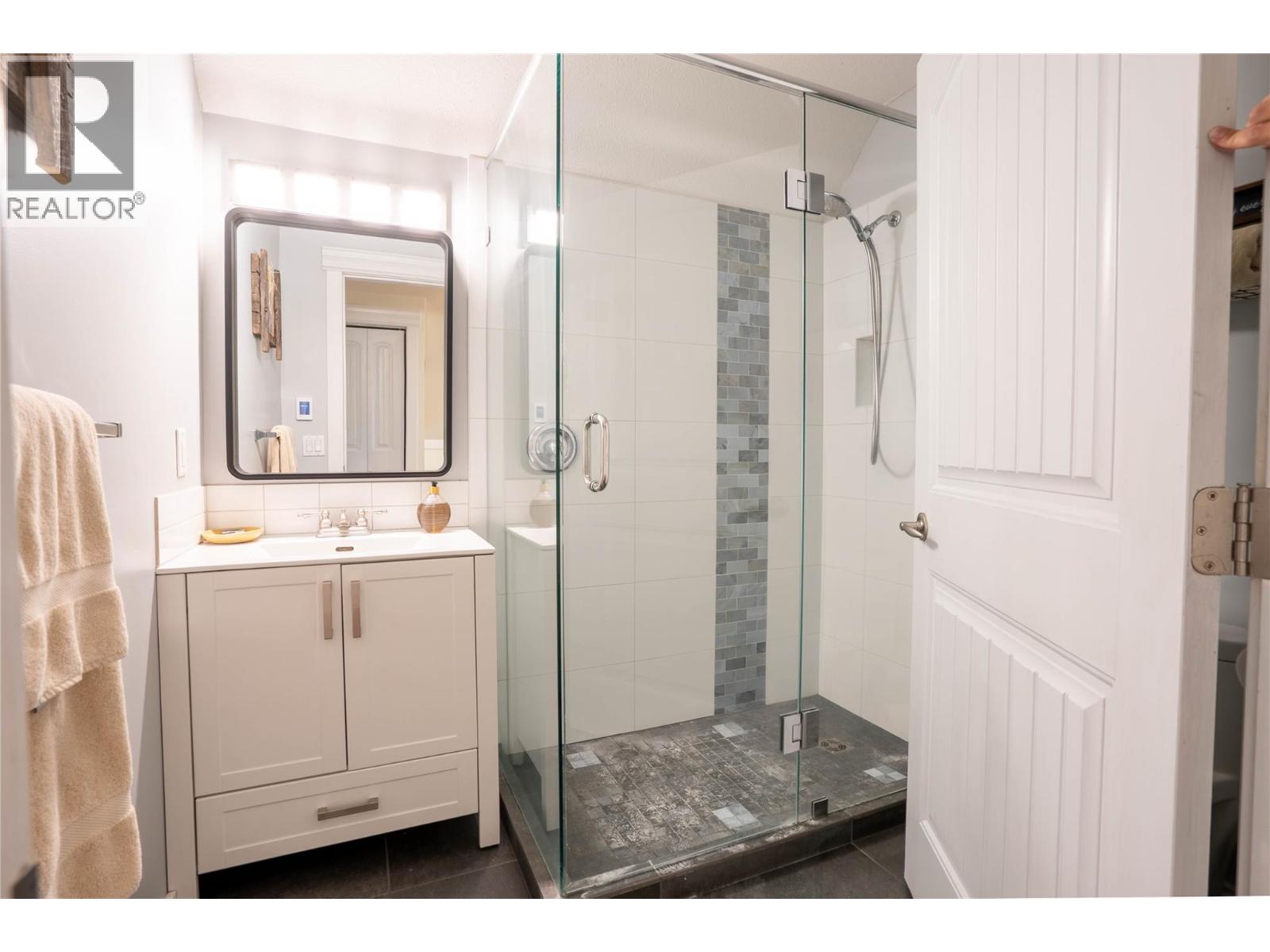 2328 Willgoose Road, Merritt, British Columbia  V1K 1N7 - Photo 40 - 10397714