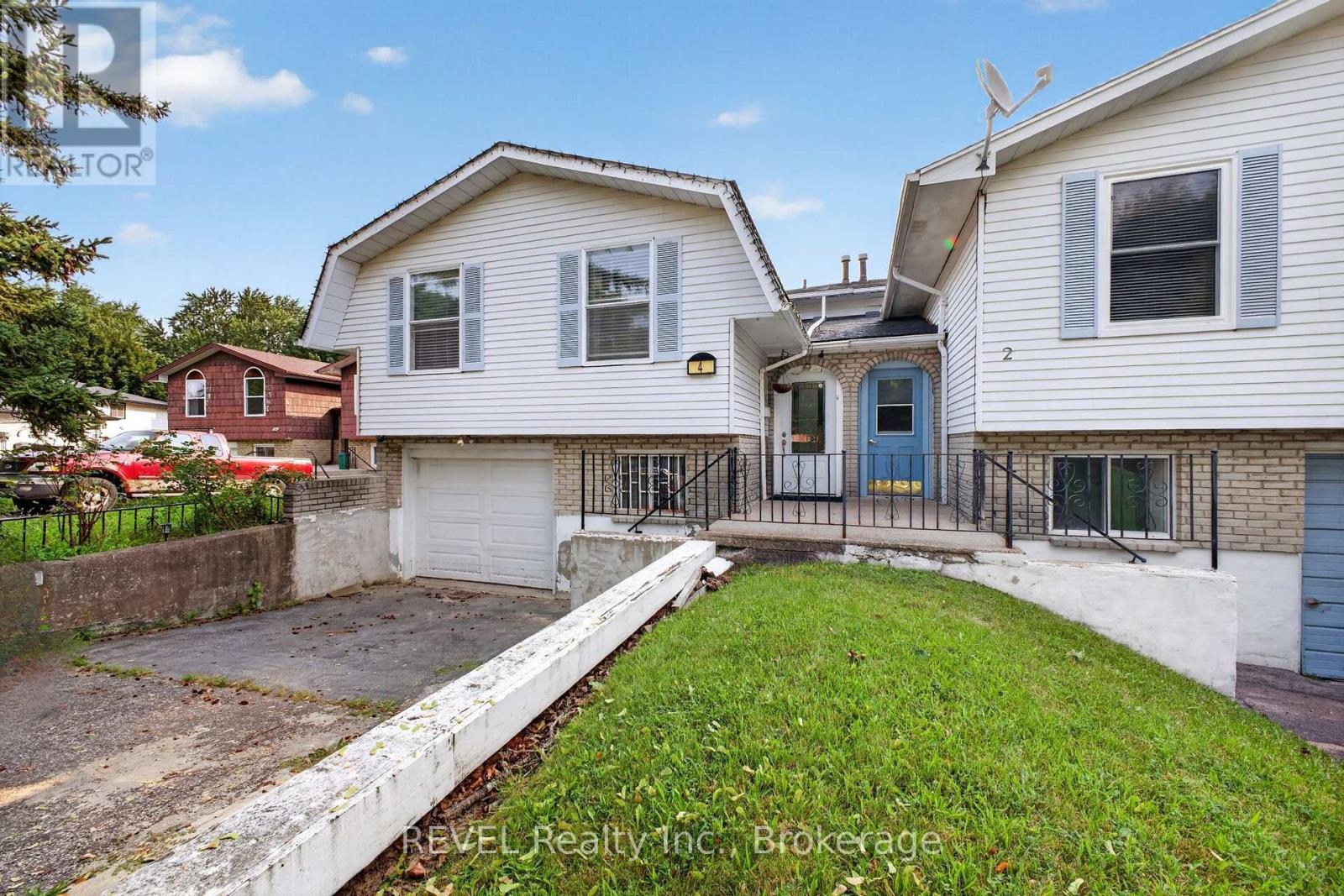 4 Kerwin Gate, St. Catharines (Lakeport), Ontario  L2N 4J8 - Photo 1 - X13674132
