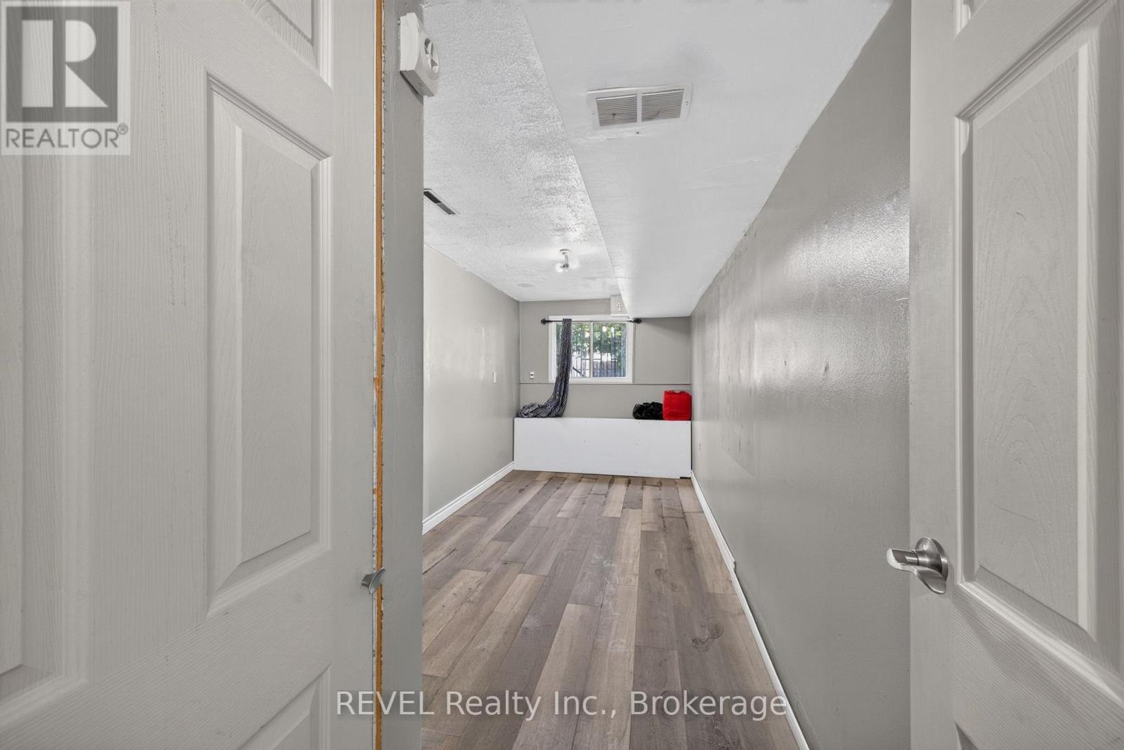 4 Kerwin Gate, St. Catharines (Lakeport), Ontario  L2N 4J8 - Photo 13 - X13674132