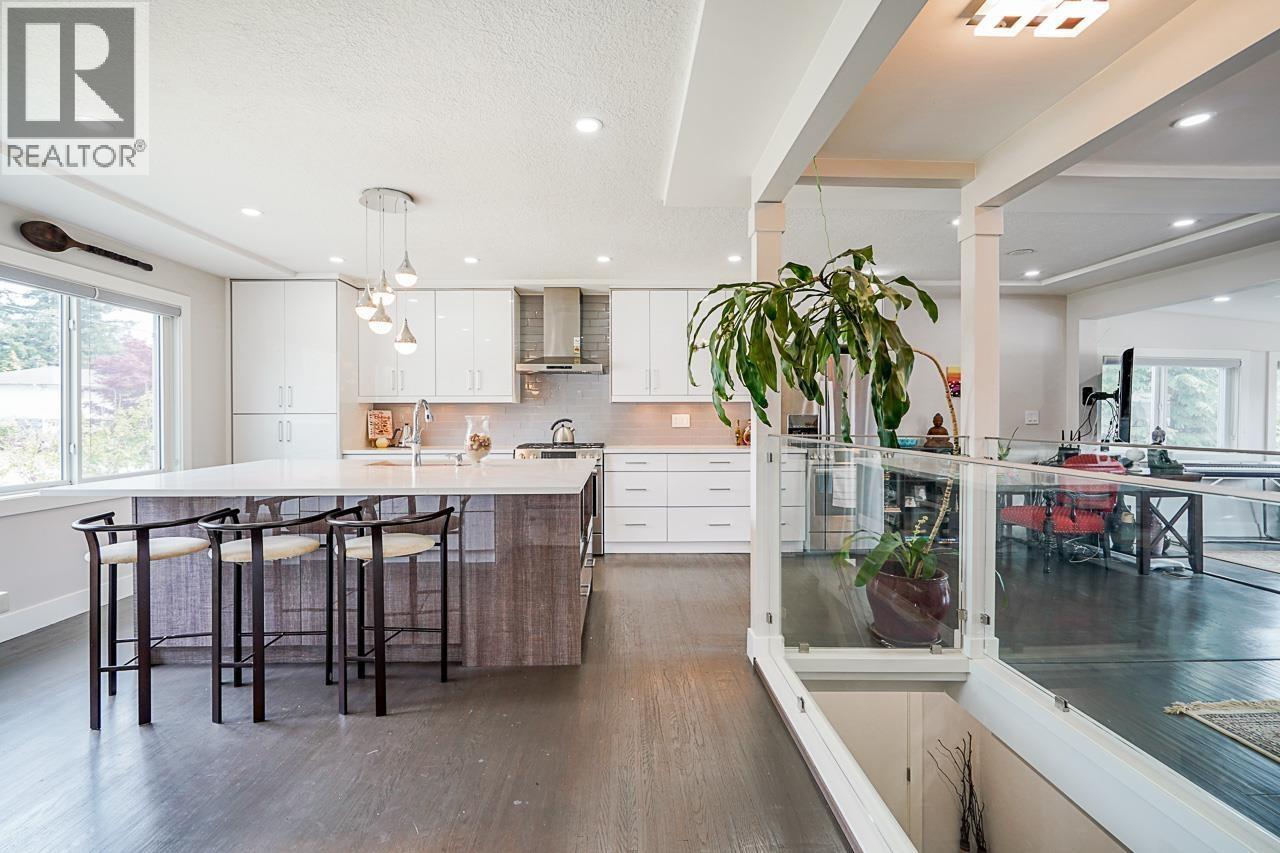 1930 Orland Drive, Coquitlam, British Columbia V3J 3J4 - Photo 6 - R3155359
