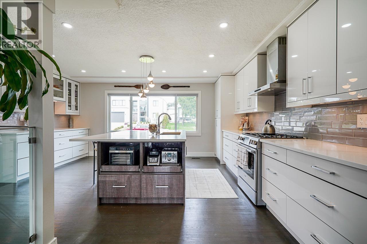 1930 Orland Drive, Coquitlam, British Columbia V3J 3J4 - Photo 11 - R3155359