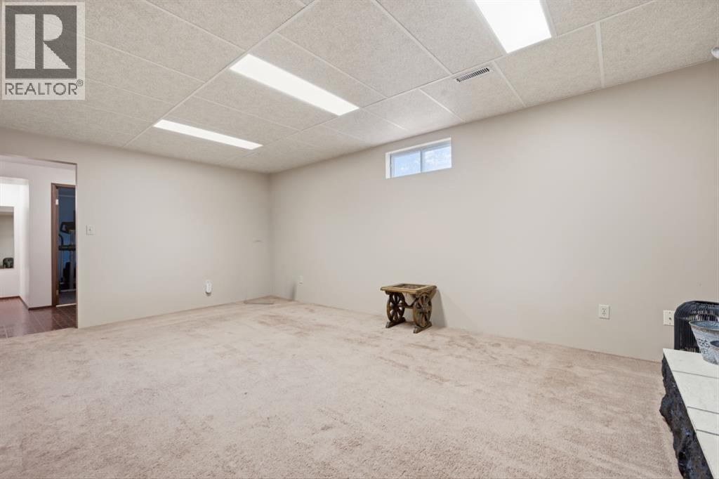 406 Edgar Avenue, Diamond Valley, Alberta  T0L 2A0 - Photo 31 - A2323242