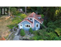 1/2 421 CAMPBELL ROAD, Port Moody, British Columbia