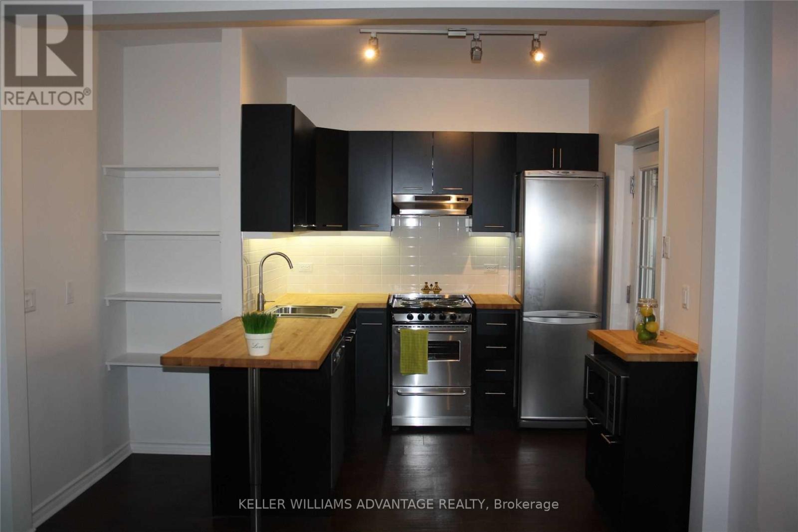 Unit A - 238 Highfield Road, Toronto, Ontario  M4L 2V5 - Photo 2 - E13673620