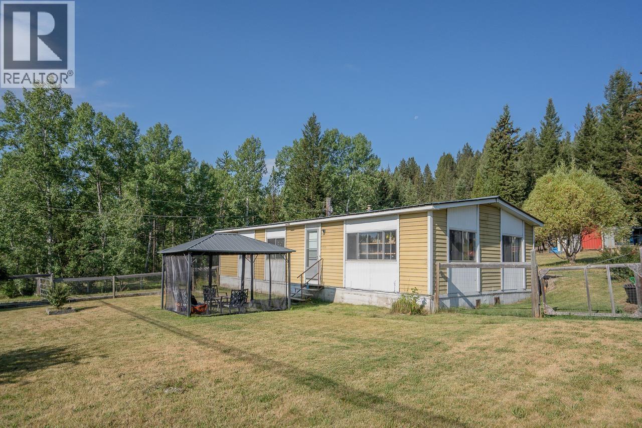 5472 Canim Hendrix Lake Road, 100 Mile House, British Columbia  V0K 2E0 - Photo 31 - R3155205