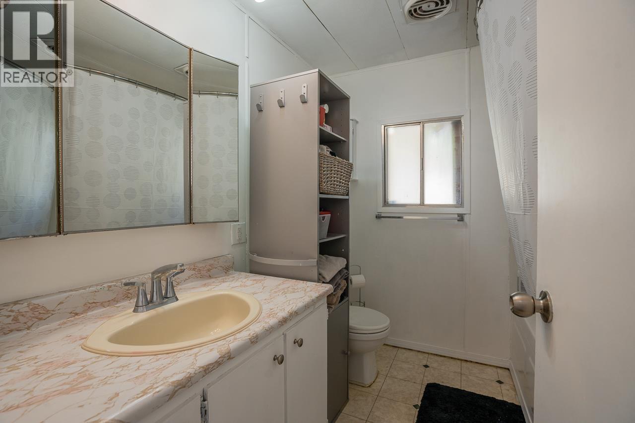 5472 Canim Hendrix Lake Road, 100 Mile House, British Columbia  V0K 2E0 - Photo 28 - R3155205