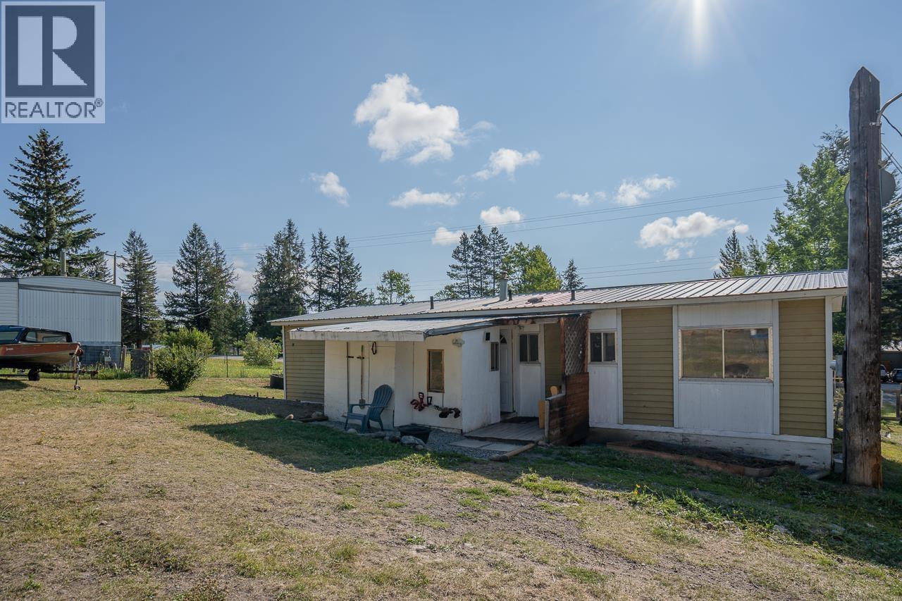5472 Canim Hendrix Lake Road, 100 Mile House, British Columbia  V0K 2E0 - Photo 32 - R3155205