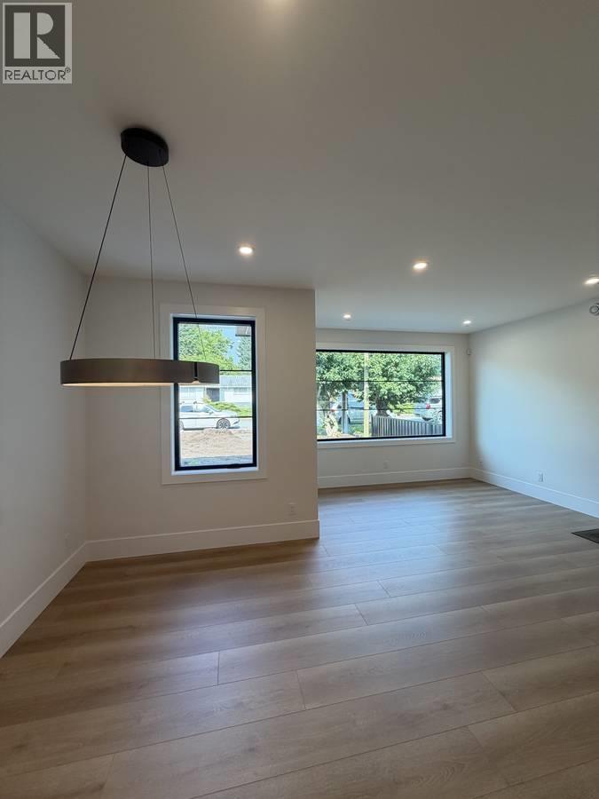 Basement Suite-9X3 WESTMOUNT DRIVE