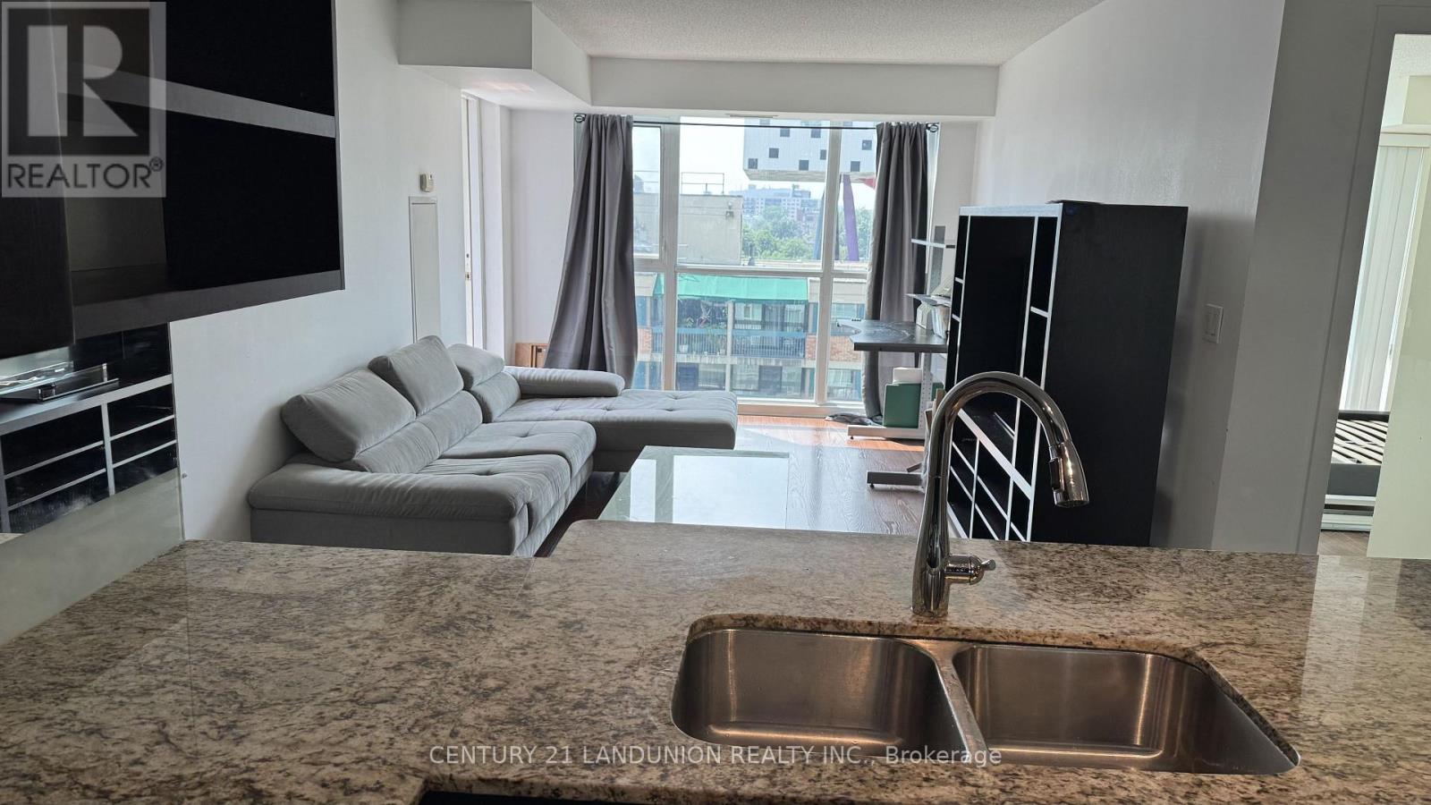 910 - 96 St Patrick Street, Toronto, Ontario  M5T 1V2 - Photo 11 - C13674180