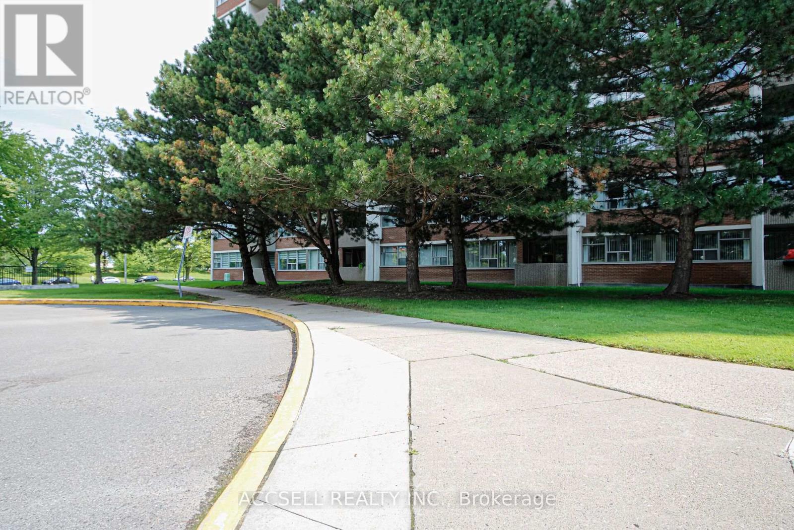 45 SILVER SPRINGS BOULEVARD, Toronto, Ontario
