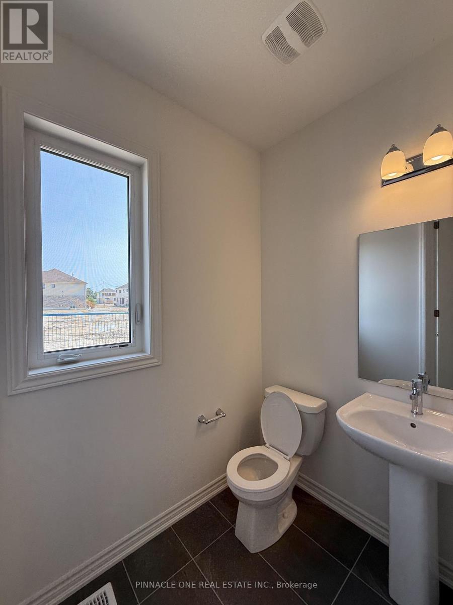 214 Stinson Crescent, Clarington (Courtice), Ontario  L1E 2S3 - Photo 12 - E13674200