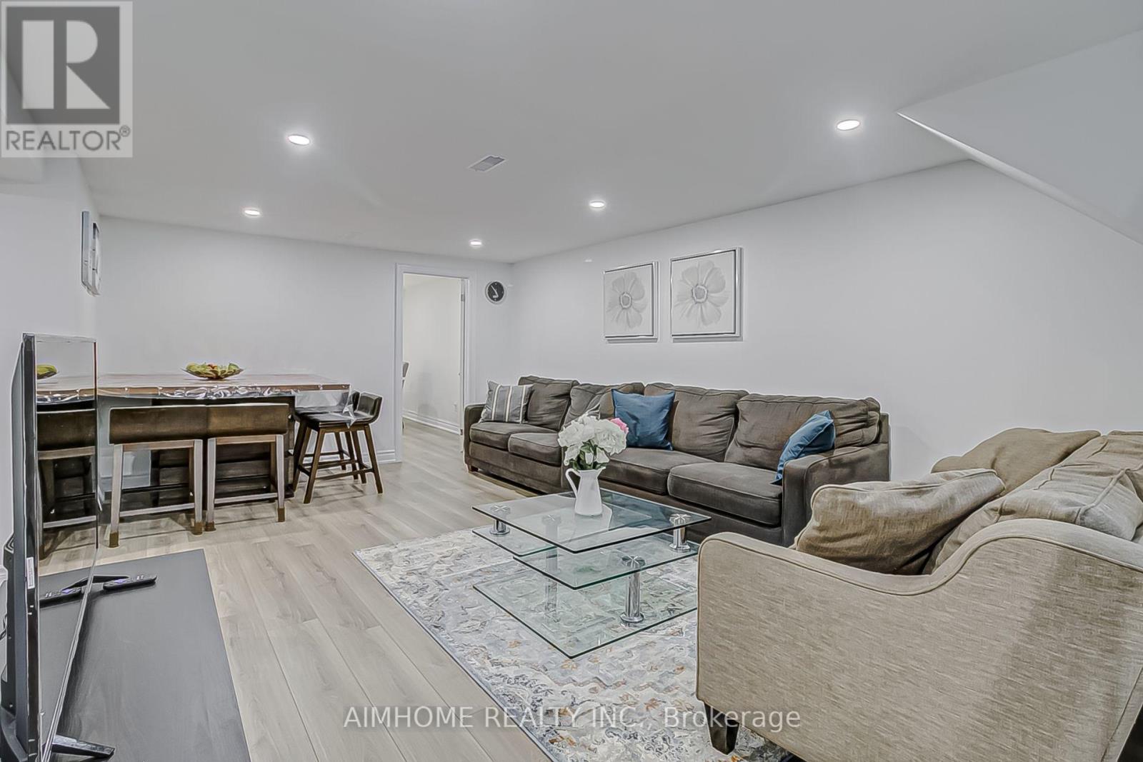 108 Steeles Avenue E, Markham, Ontario L3T 1A4 - Photo 22 - N13674216