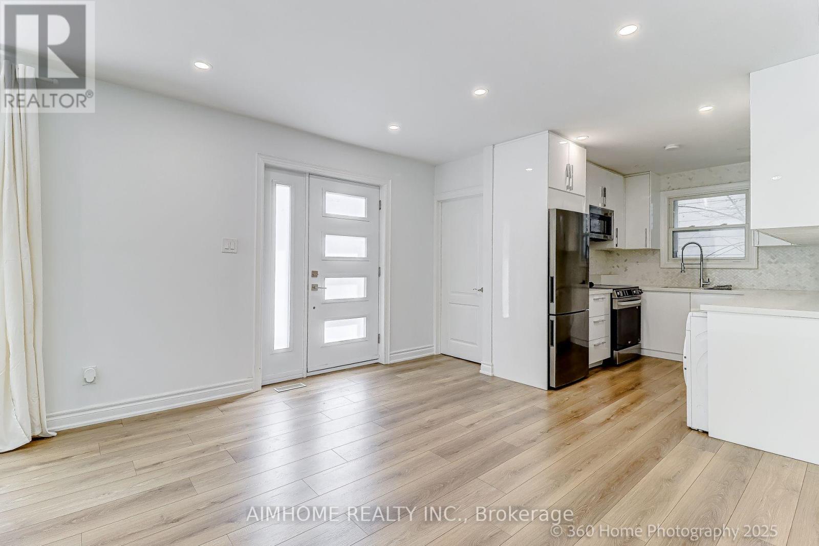 108 Steeles Avenue E, Markham, Ontario L3T 1A4 - Photo 7 - N13674216
