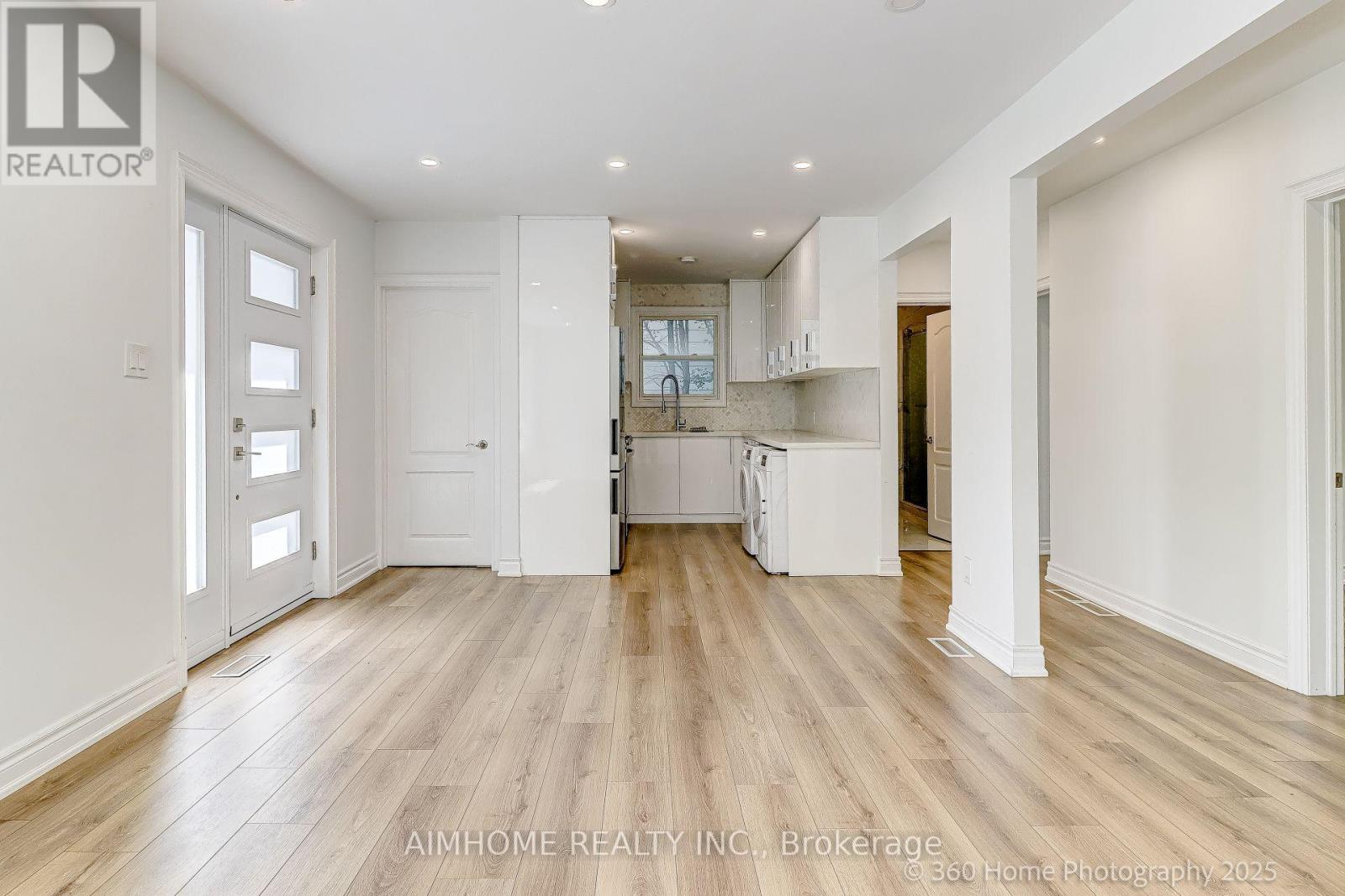 108 Steeles Avenue E, Markham, Ontario L3T 1A4 - Photo 8 - N13674216