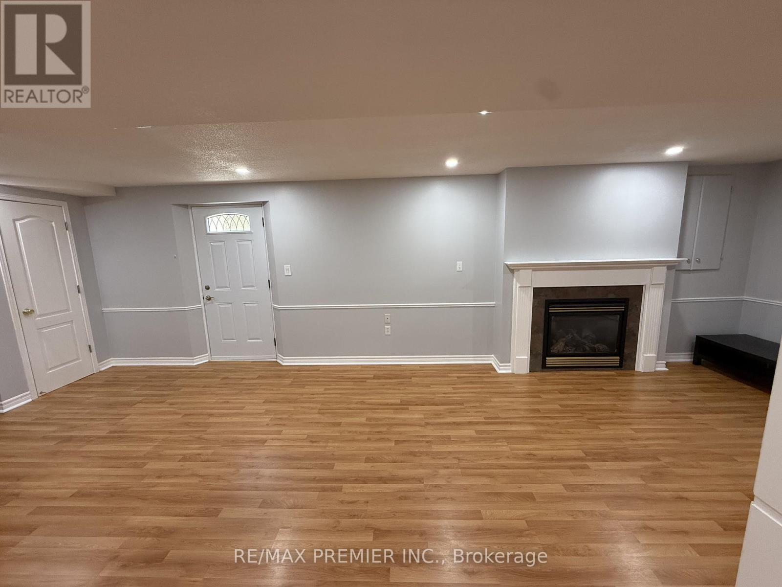 Lower - 54 Castlepoint Drive, Vaughan, Ontario  L4H 1B8 - Photo 13 - N13674246