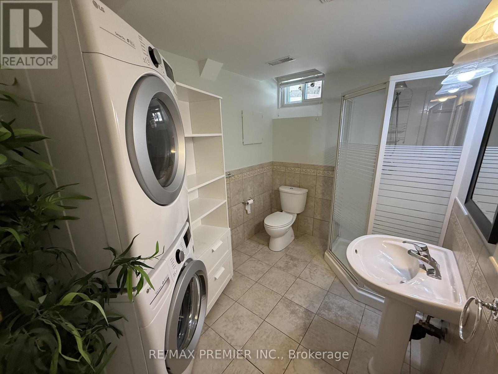 Lower - 54 Castlepoint Drive, Vaughan, Ontario  L4H 1B8 - Photo 19 - N13674246
