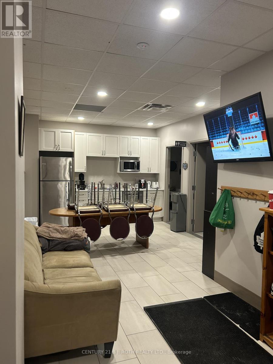 100-Office A - 245 Raglan Street E, Collingwood, Ontario  L9Y 5P9 - Photo 10 - S13674232