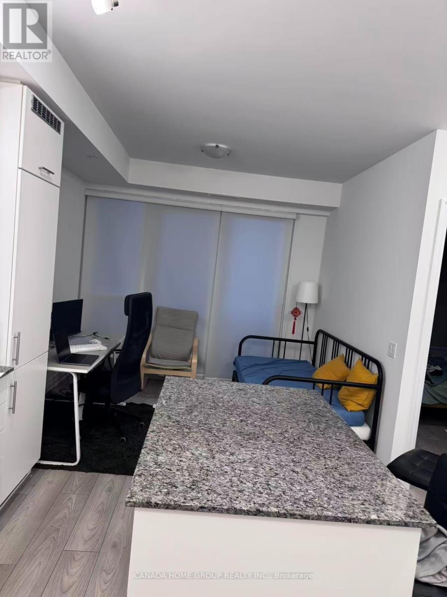 2810 - 36 Elm Drive W, Mississauga, Ontario  L5B 1L9 - Photo 3 - W13674204