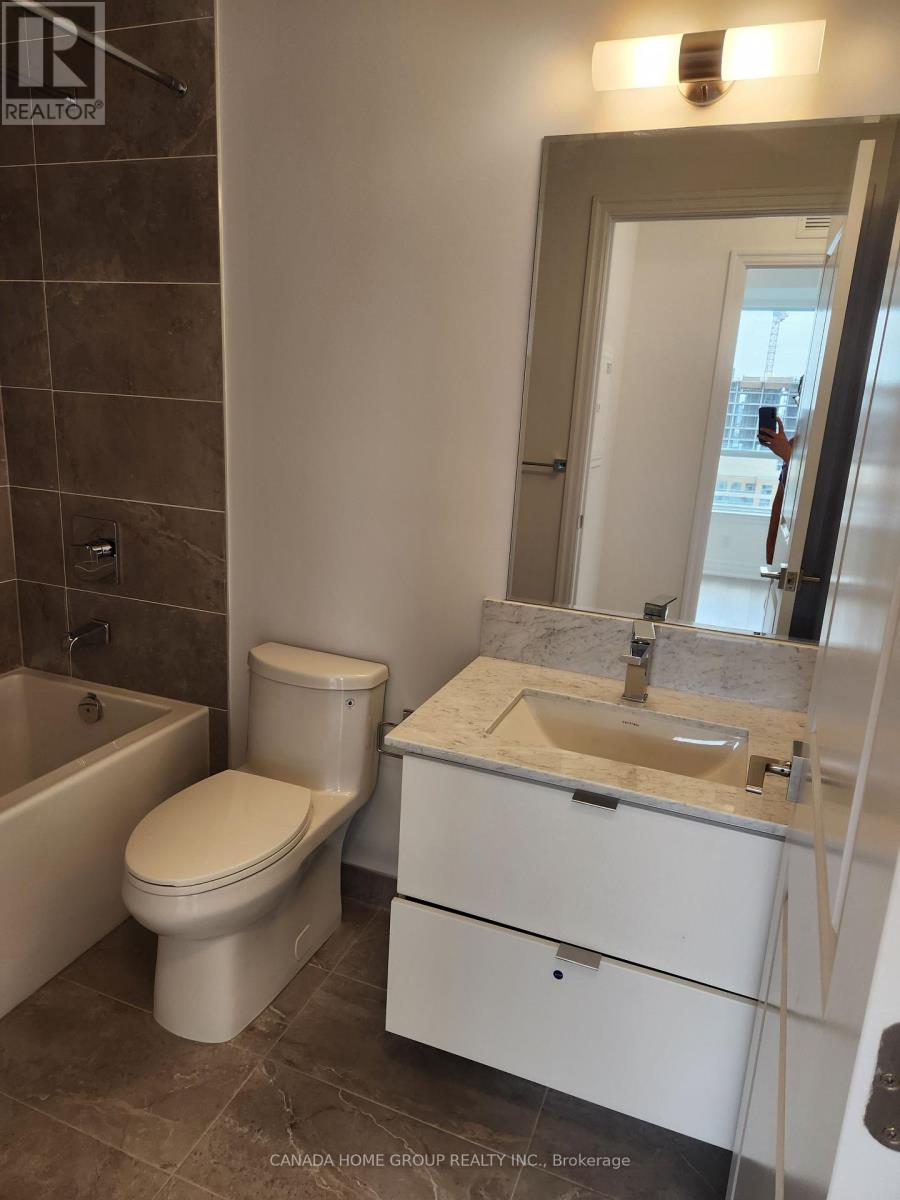 2810 - 36 Elm Drive W, Mississauga, Ontario  L5B 1L9 - Photo 9 - W13674204