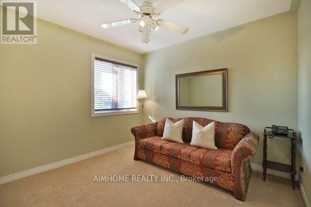 390 Grovehill Road, Oakville, Ontario  L6H 6P3 - Photo 12 - W13674226