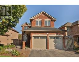 390 GROVEHILL ROAD, Oakville, Ontario