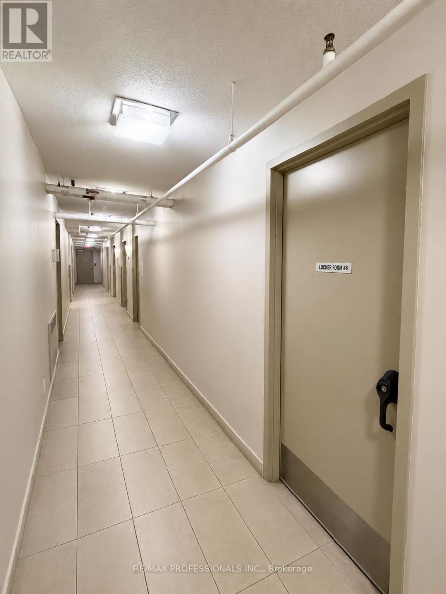 1511 - 339 Rathburn Road W, Mississauga, Ontario  L5B 0C8 - Photo 24 - W13674228