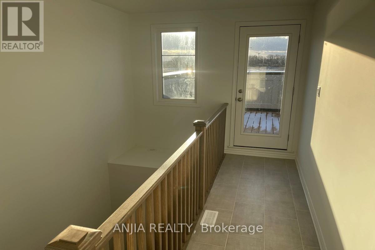3039 John Mckay Boulevard, Oakville, Ontario  L6H 4K5 - Photo 17 - W13674240