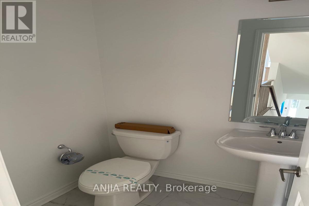 3039 John Mckay Boulevard, Oakville, Ontario  L6H 4K5 - Photo 7 - W13674240