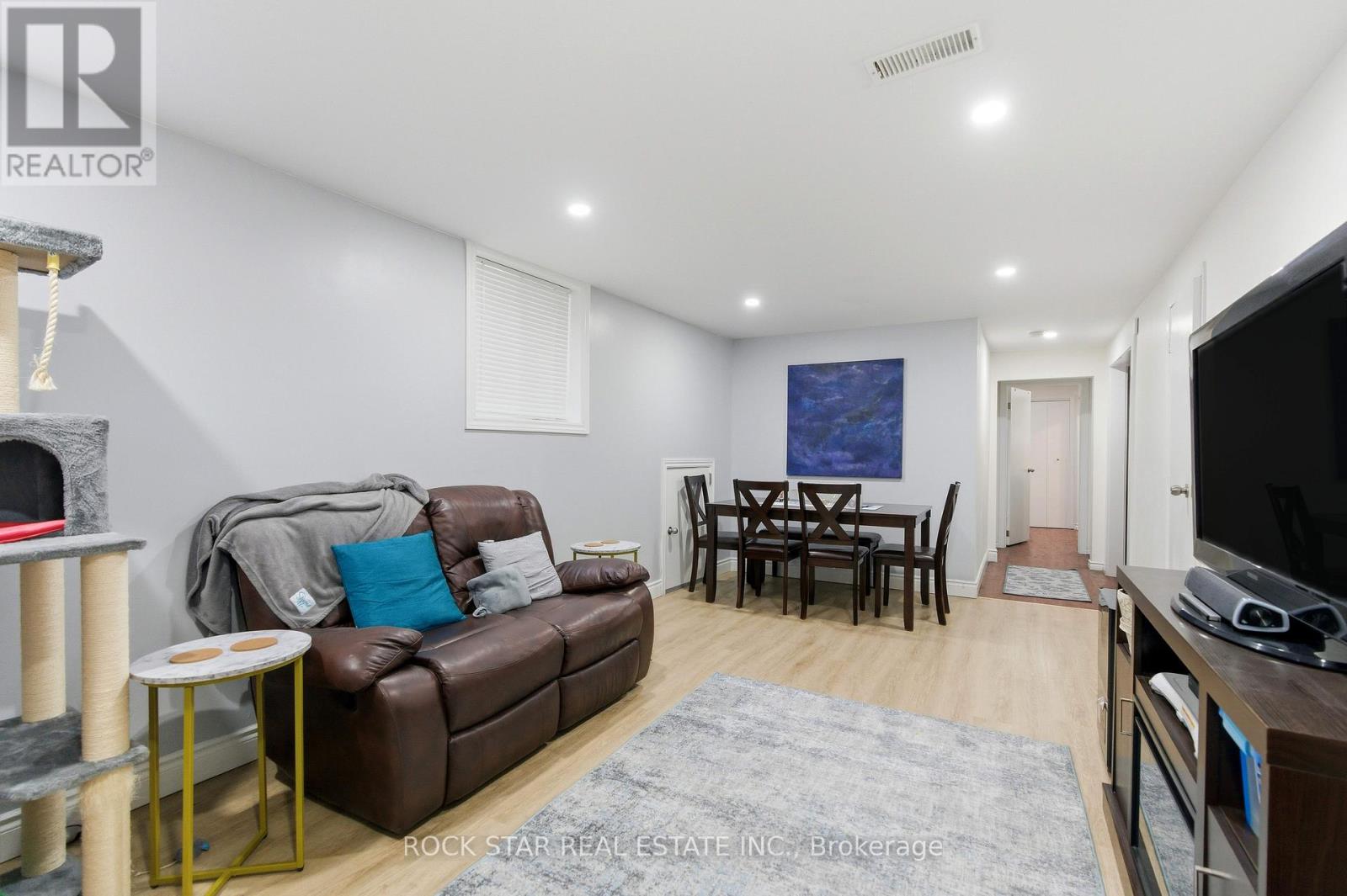 Bsmt - 111 Britten Close, Hamilton, Ontario  L9C 4K1 - Photo 3 - X13674222