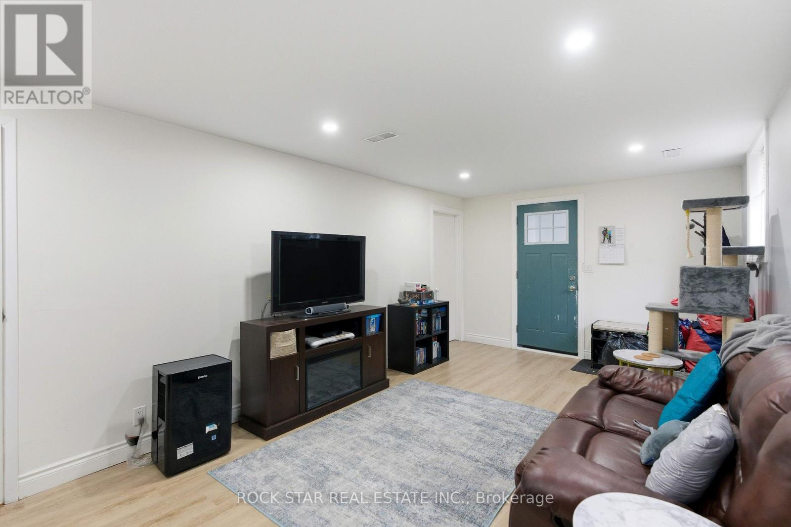 Bsmt - 111 Britten Close, Hamilton, Ontario  L9C 4K1 - Photo 6 - X13674222
