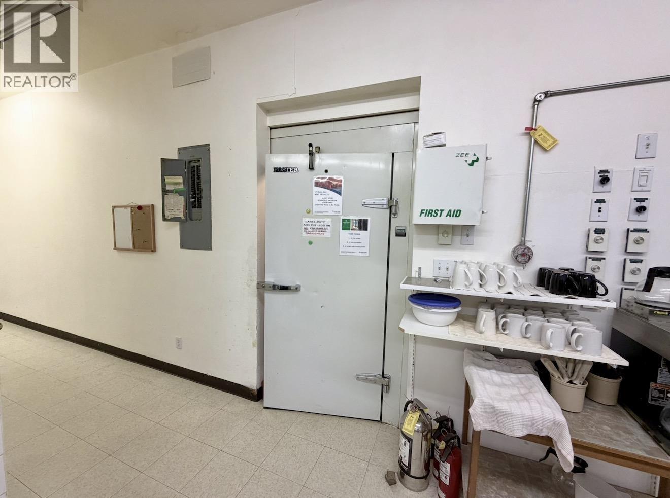 2901 Pinnacles Road, Quesnel, British Columbia  V2J 7G9 - Photo 17 - C8081228