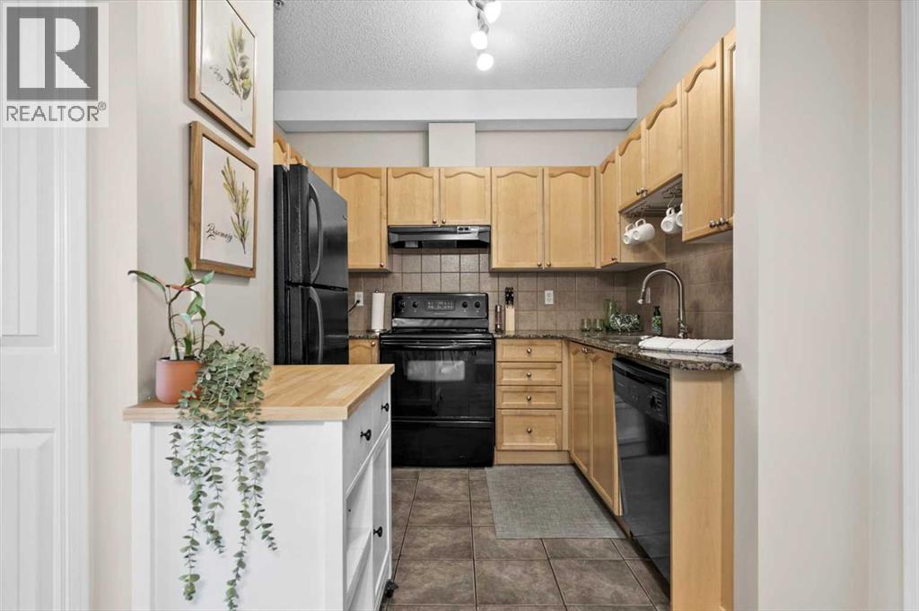 219, 8 Prestwick Pond Terrace SE, Calgary, Alberta  T2Z 4P3 - Photo 7 - A2299689