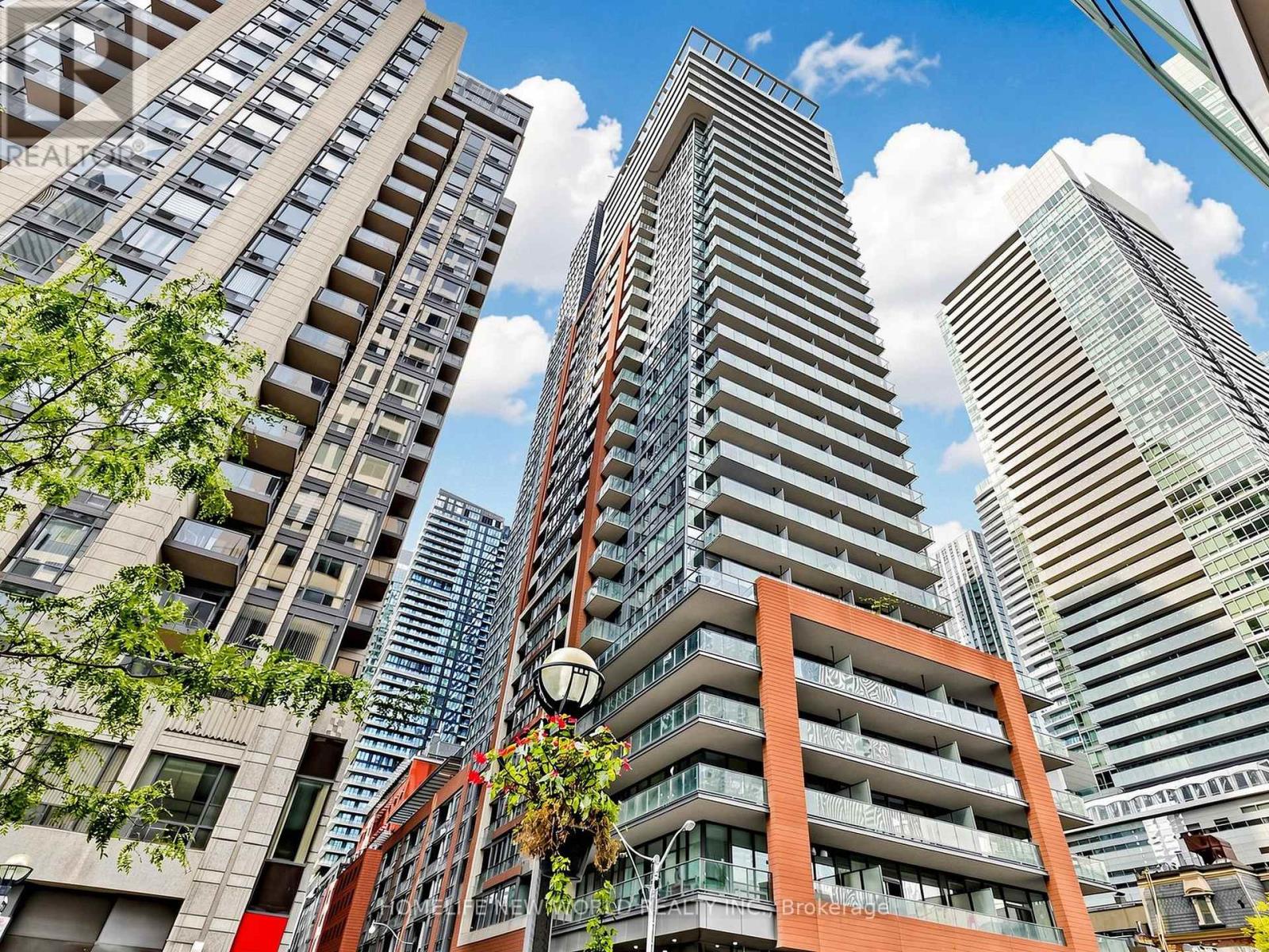 1901 - 8 Mercer Street, Toronto, Ontario M5V 0C4 - Photo 2 - C13575850