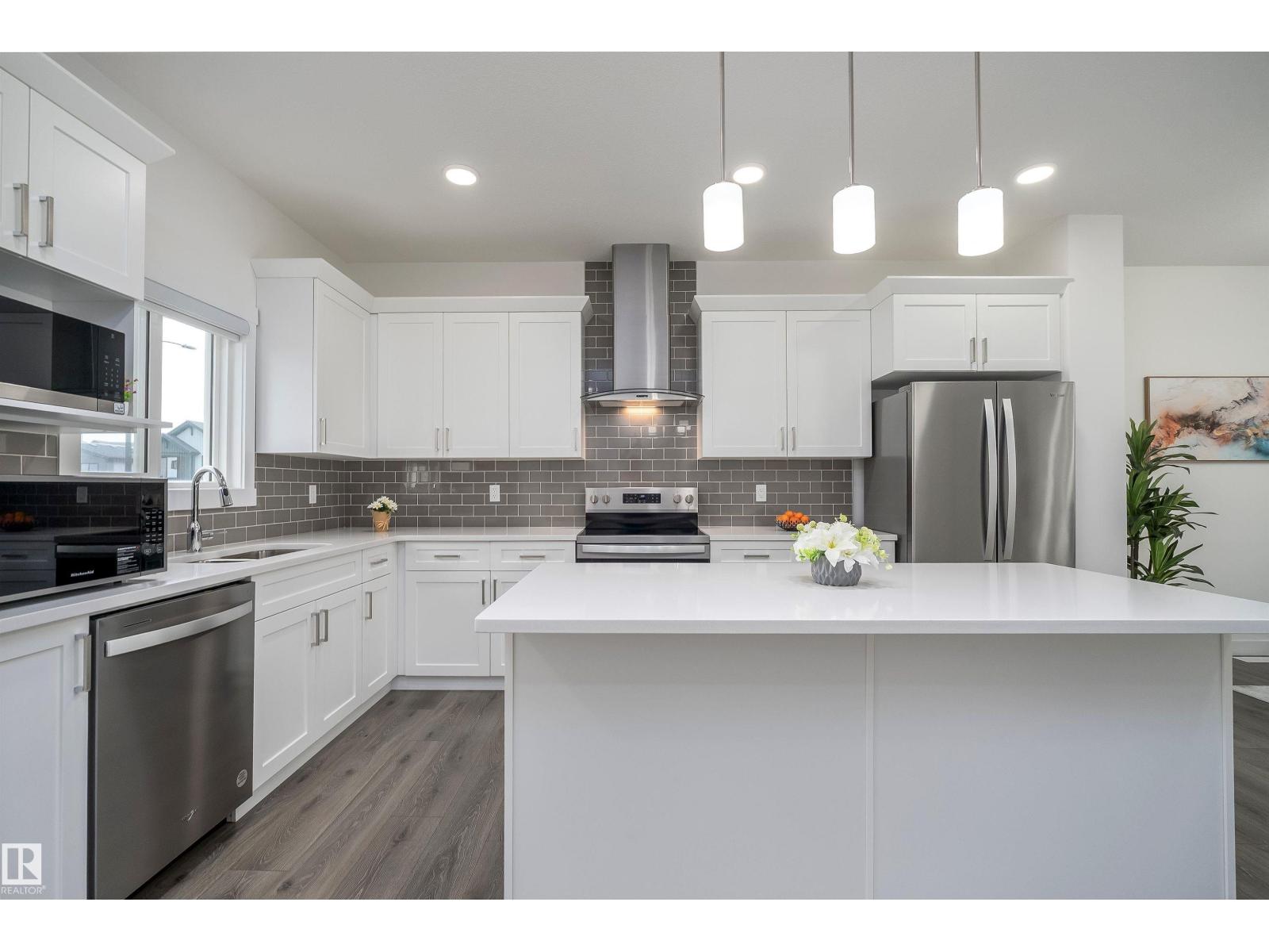 9307 221 St Nw, Edmonton, Alberta  T5T 6C9 - Photo 12 - E4503743
