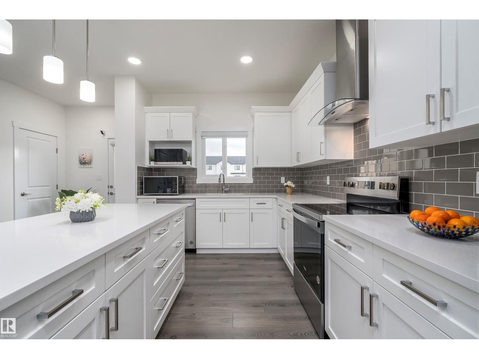 9307 221 St Nw, Edmonton, Alberta  T5T 6C9 - Photo 14 - E4503743