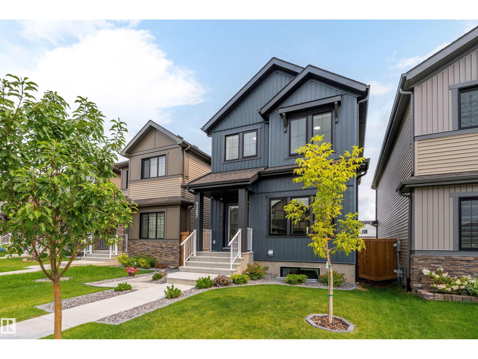 9307 221 St Nw, Edmonton, Alberta  T5T 6C9 - Photo 2 - E4503743