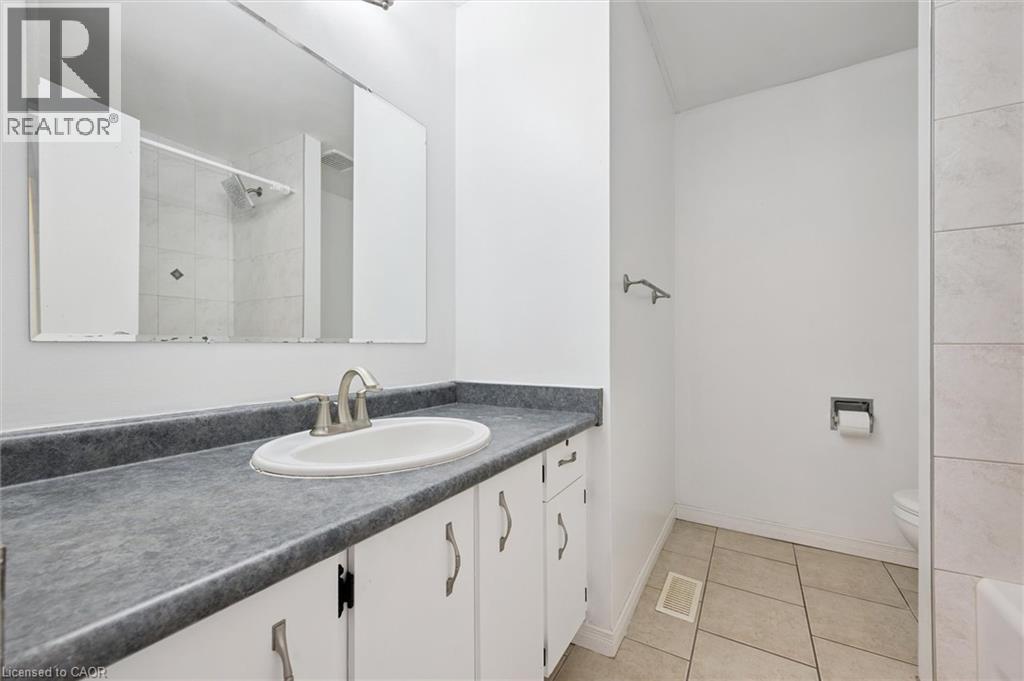 750 Erinbrook Drive Unit# 2, Kitchener, Ontario  N2E 2S7 - Photo 20 - 40855803