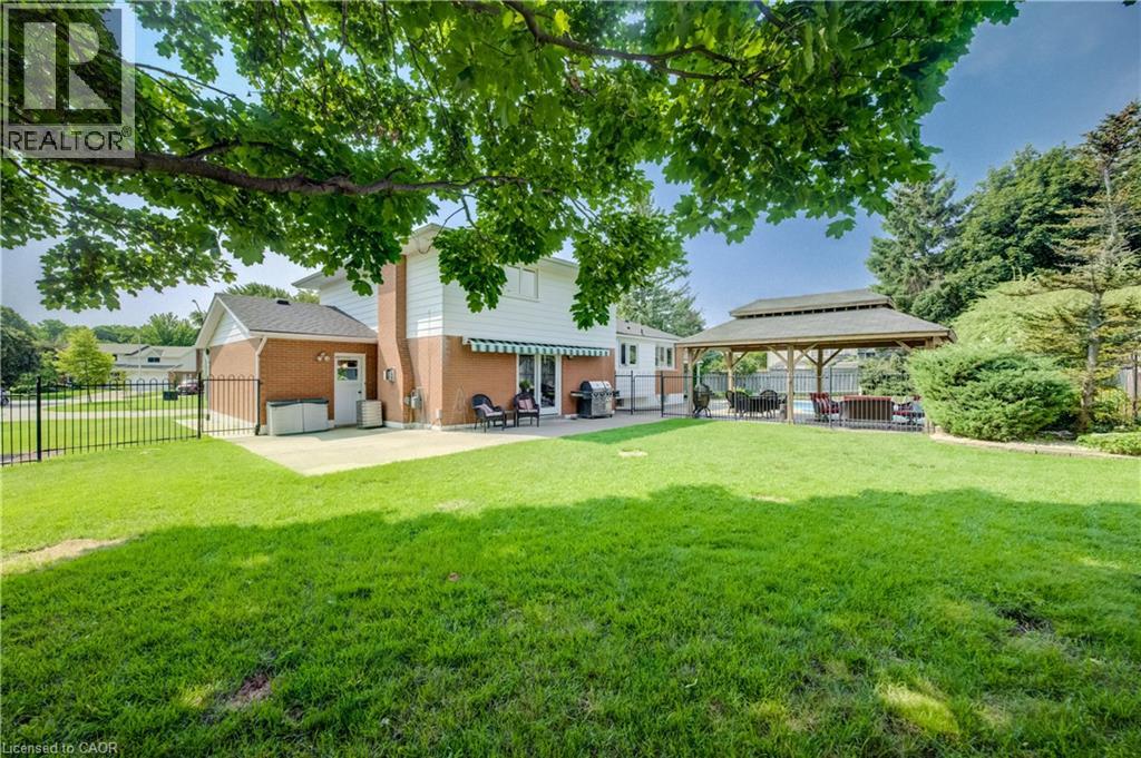 298 Creighton Court, Waterloo, Ontario  N2K 1W6 - Photo 32 - 40855414