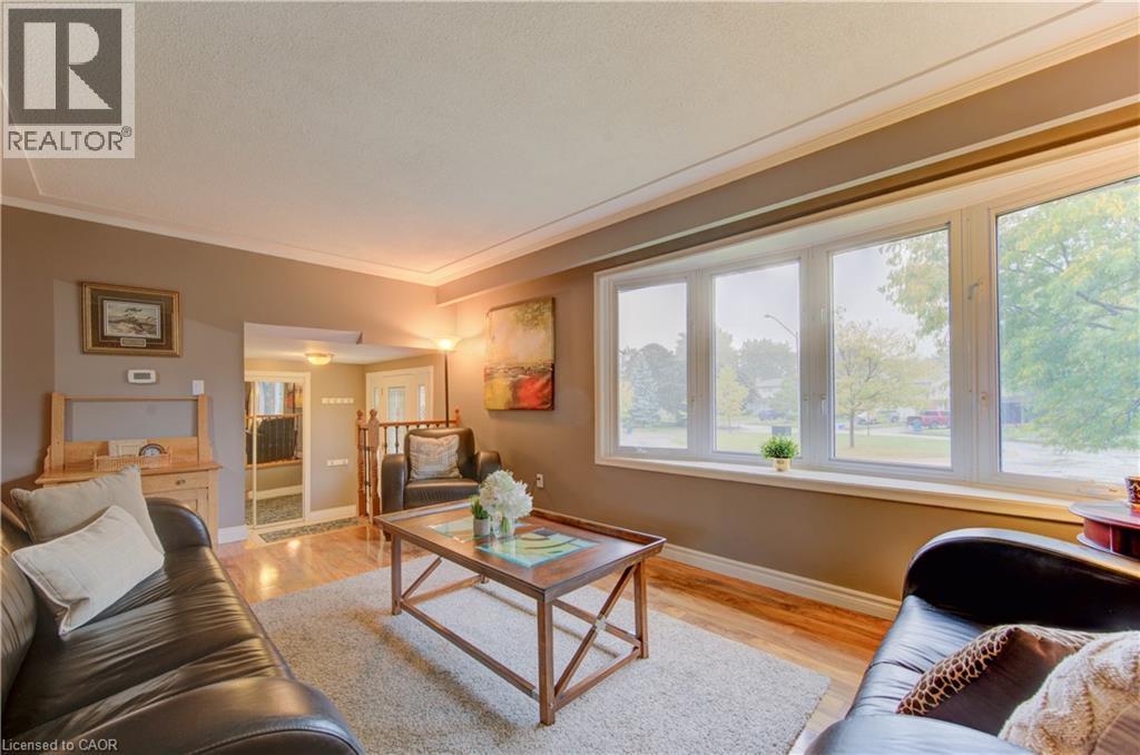 298 Creighton Court, Waterloo, Ontario  N2K 1W6 - Photo 6 - 40855414