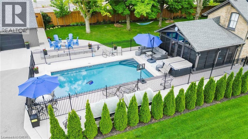 920 Orr Court, Kitchener, Ontario  N2R 1R4 - Photo 3 - 40831577