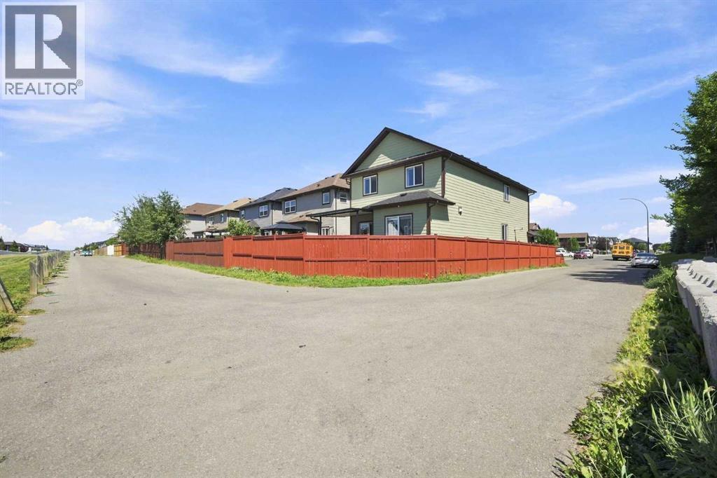 201 Saddlelake Drive Ne, Calgary, Alberta  T3J 0P2 - Photo 47 - A2335156