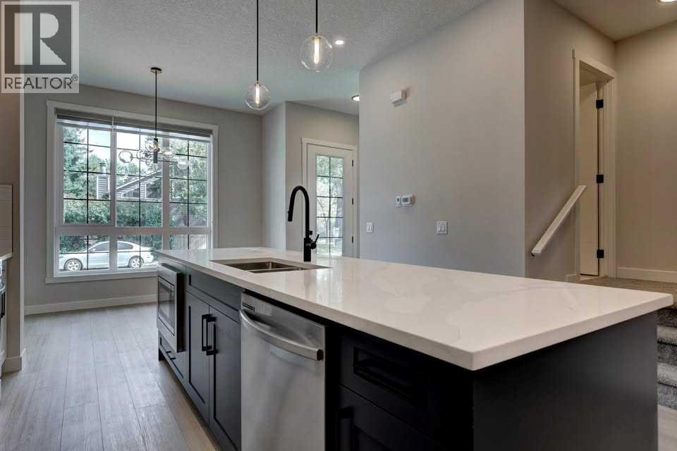 602 11 Avenue NE, Calgary, Alberta  T2E 0Z7 - Photo 8 - A2337405