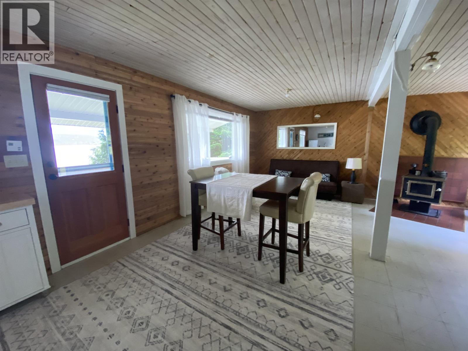 2878 SQUIRREL POINT ROAD Lakelse Lake Photo 10