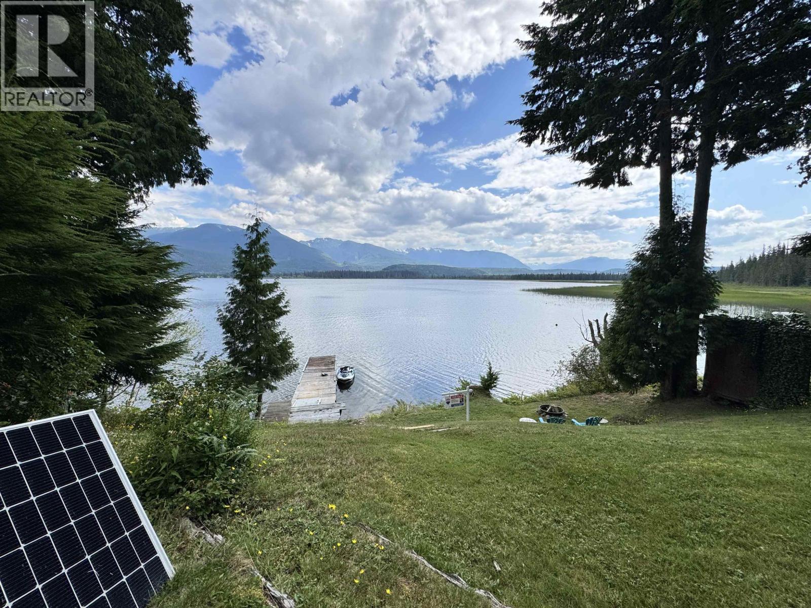 2878 SQUIRREL POINT ROAD Lakelse Lake Photo 18