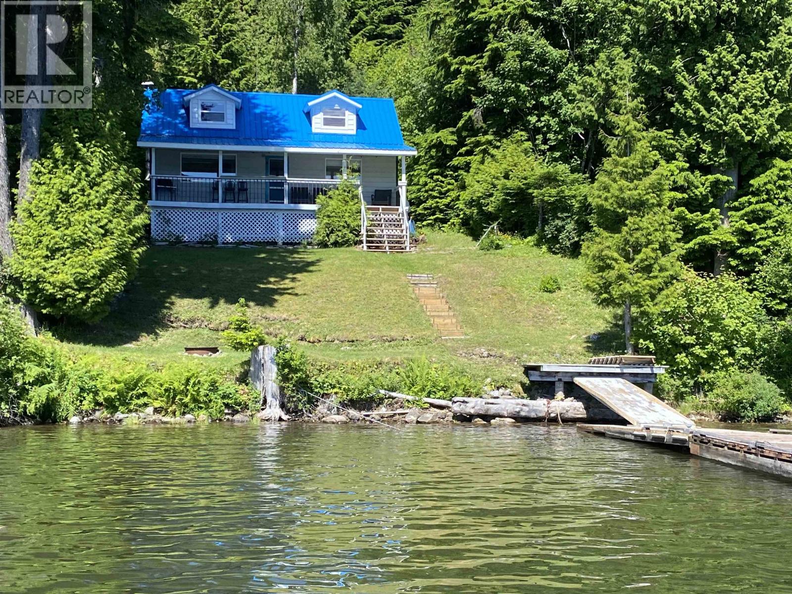 2878 SQUIRREL POINT ROAD Lakelse Lake Photo 5