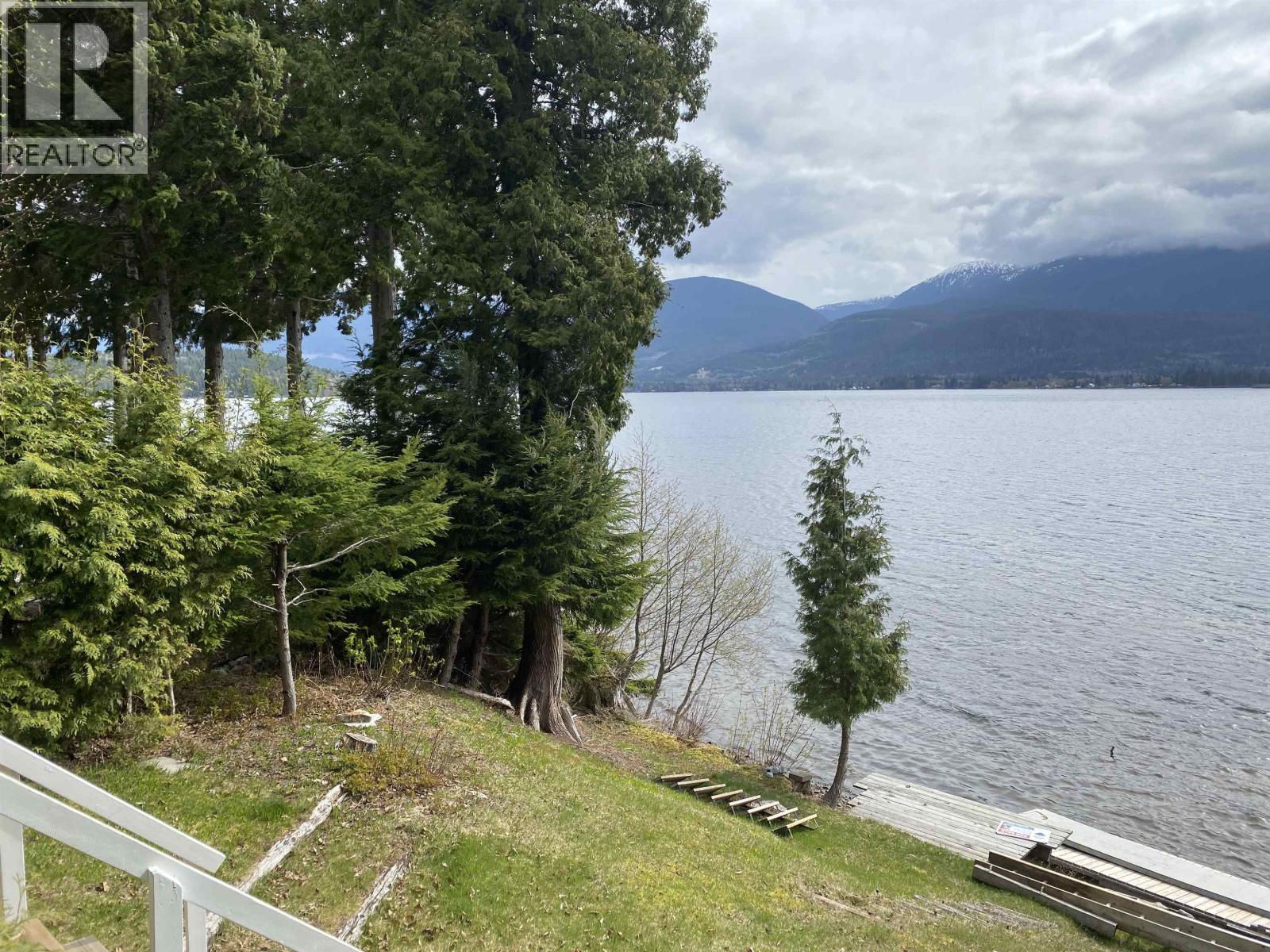 2878 SQUIRREL POINT ROAD Lakelse Lake Photo 30